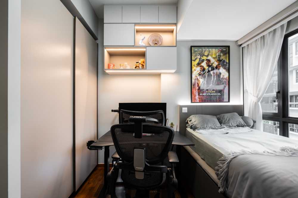 Contemporary Bedroom with Homogeneous Tiles and Herringbone Tiling
