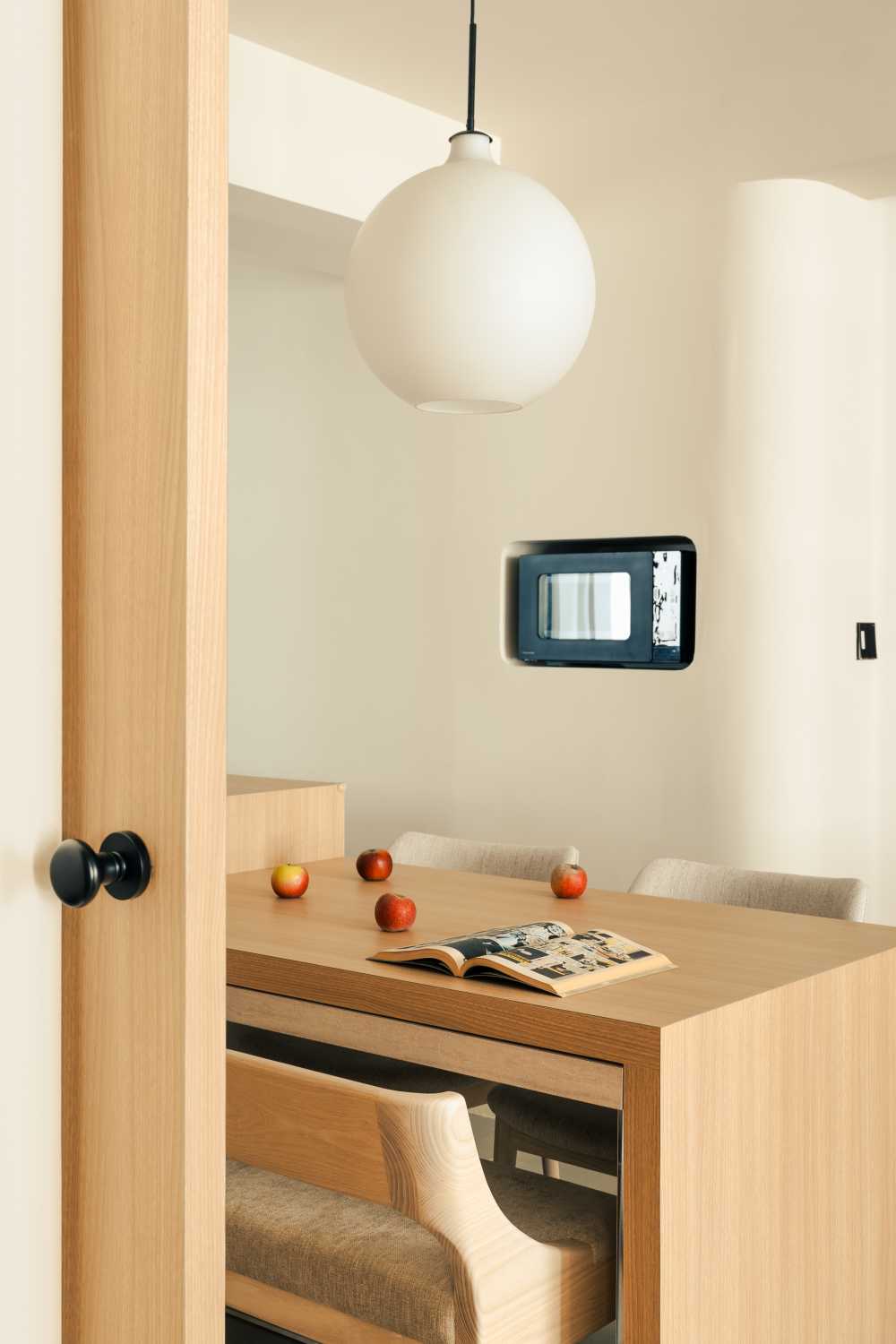Scandinavian Kitchen with Countertop and Open Kitchen