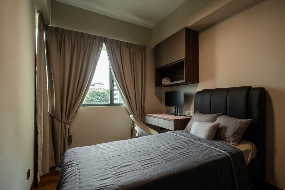 Contemporary Bedroom with Wardrobe and Sliding Wardrobe