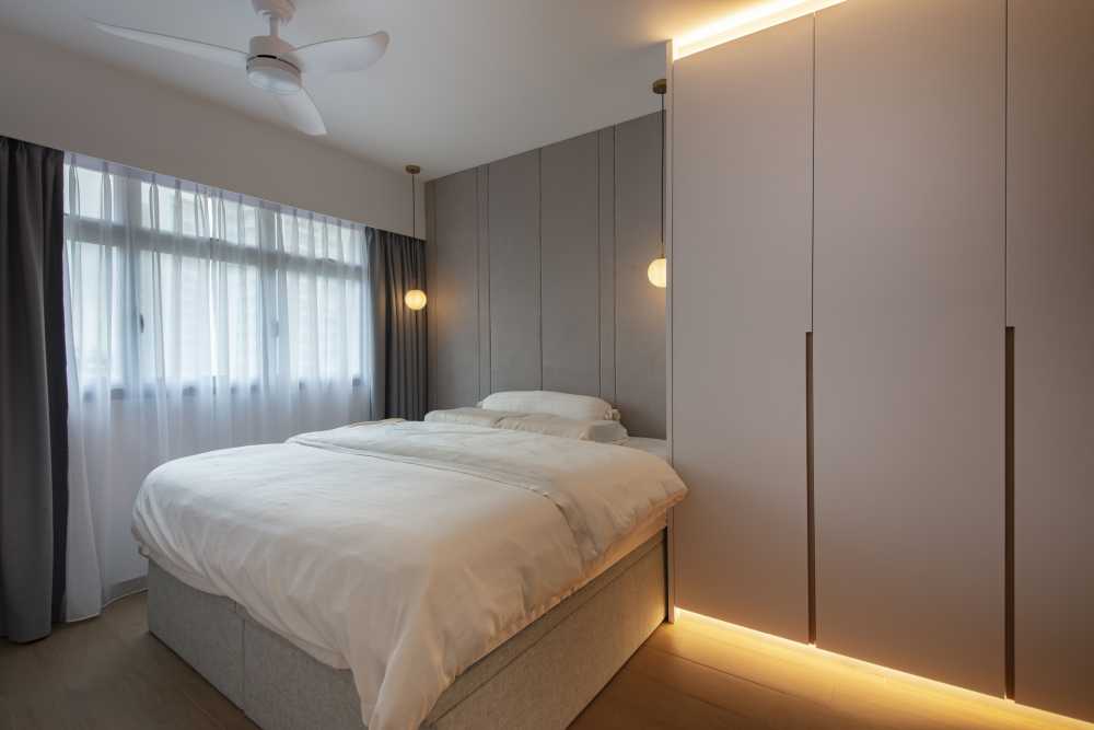 Scandinavian Bedroom with Queen Bed and Day Bed