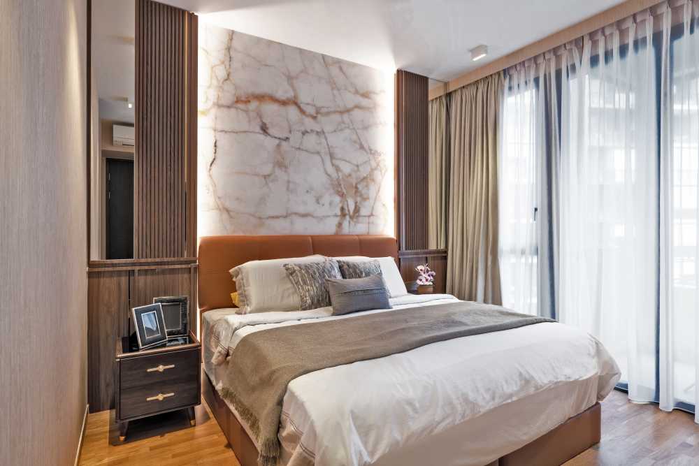 Contemporary Bedroom with Homogeneous Tiles and Wardrobe