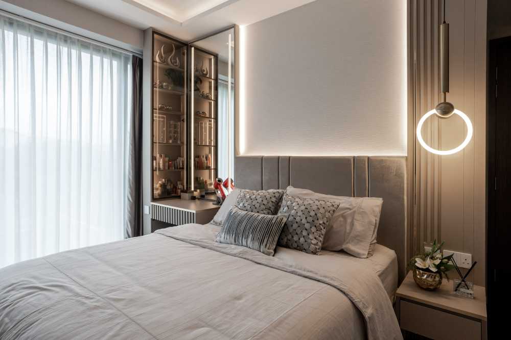 Modern Bedroom with Granite Floor and Marble Floor