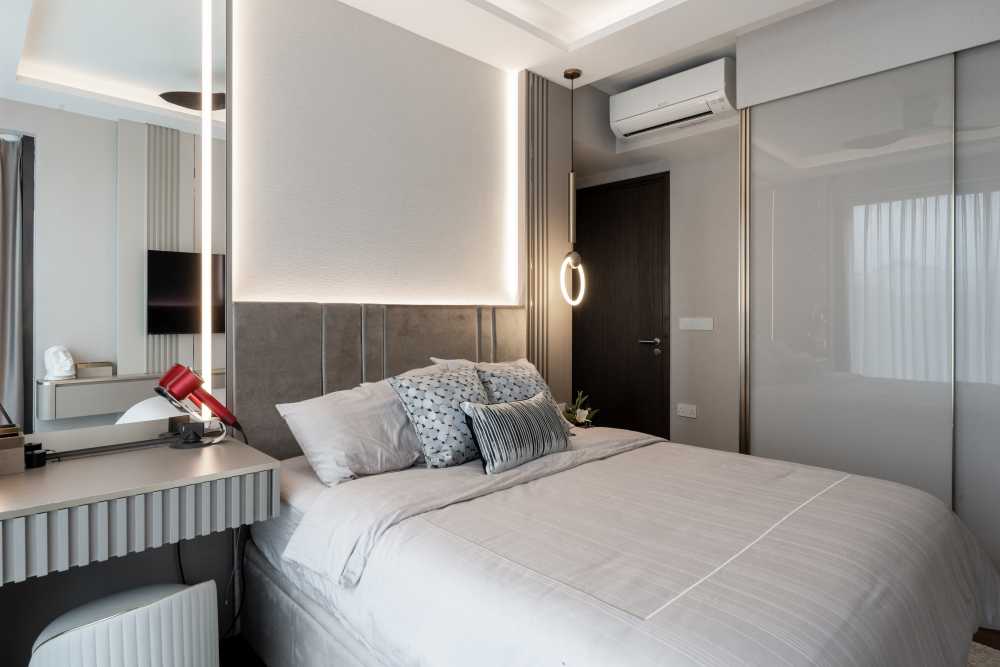 Modern Bedroom with Platform Bed and Vinyl Flooring