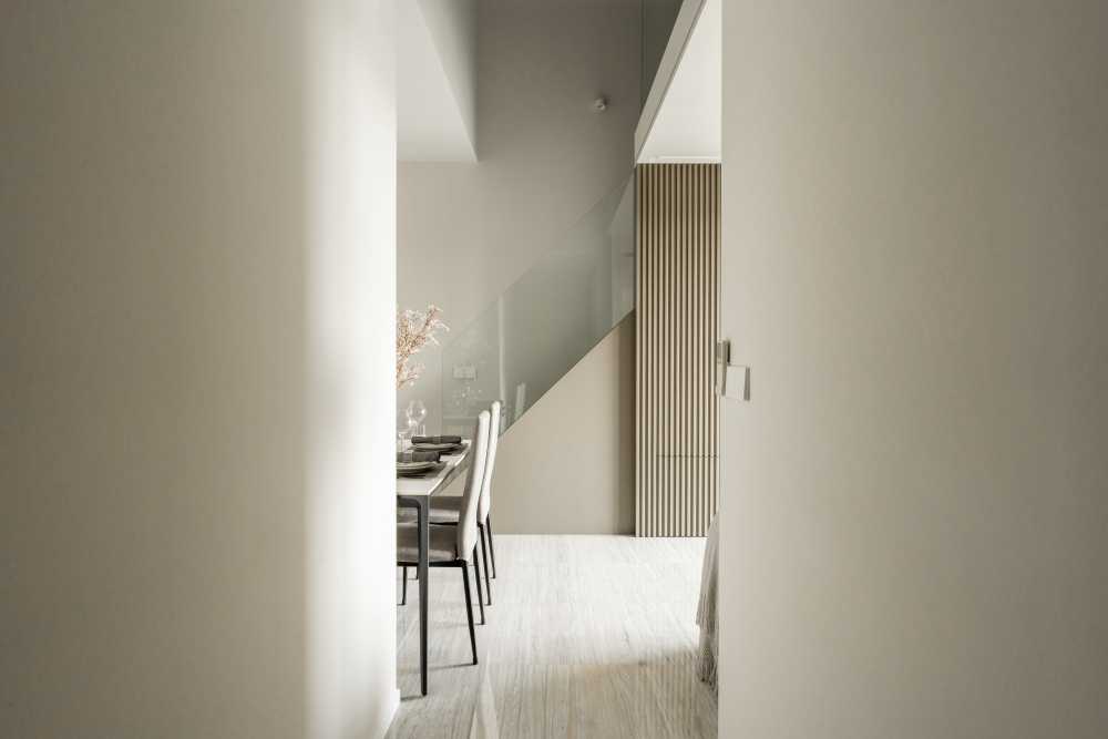 Contemporary Entryway with Mirror and Seating Bench