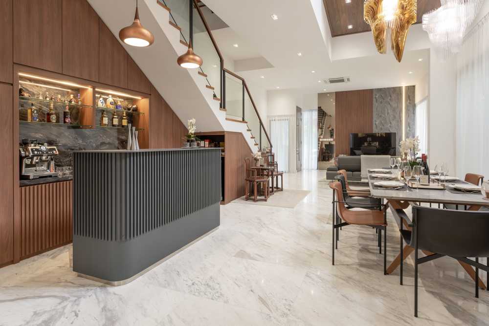 Modern Dining Room with Downlights and Console Table