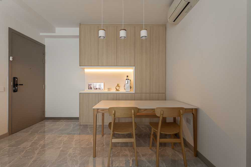 Scandinavian Dining Room with Ceiling Light and Dining Table