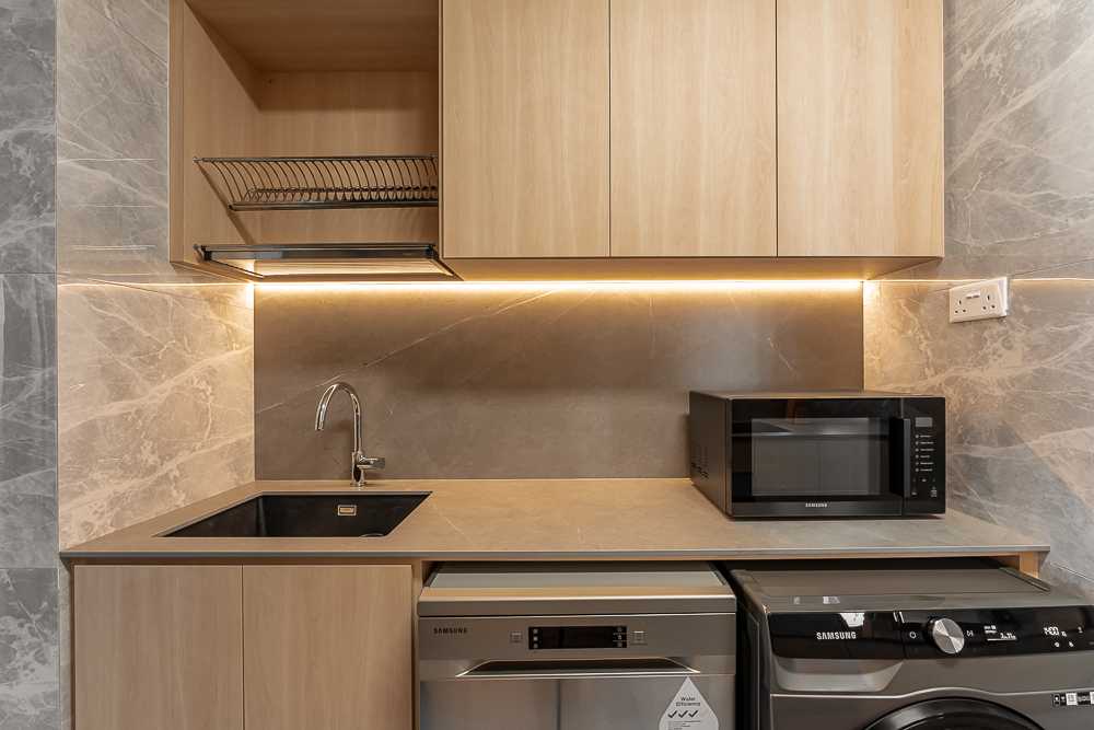 Scandinavian Kitchen with Countertop and Homogeneous Tiles