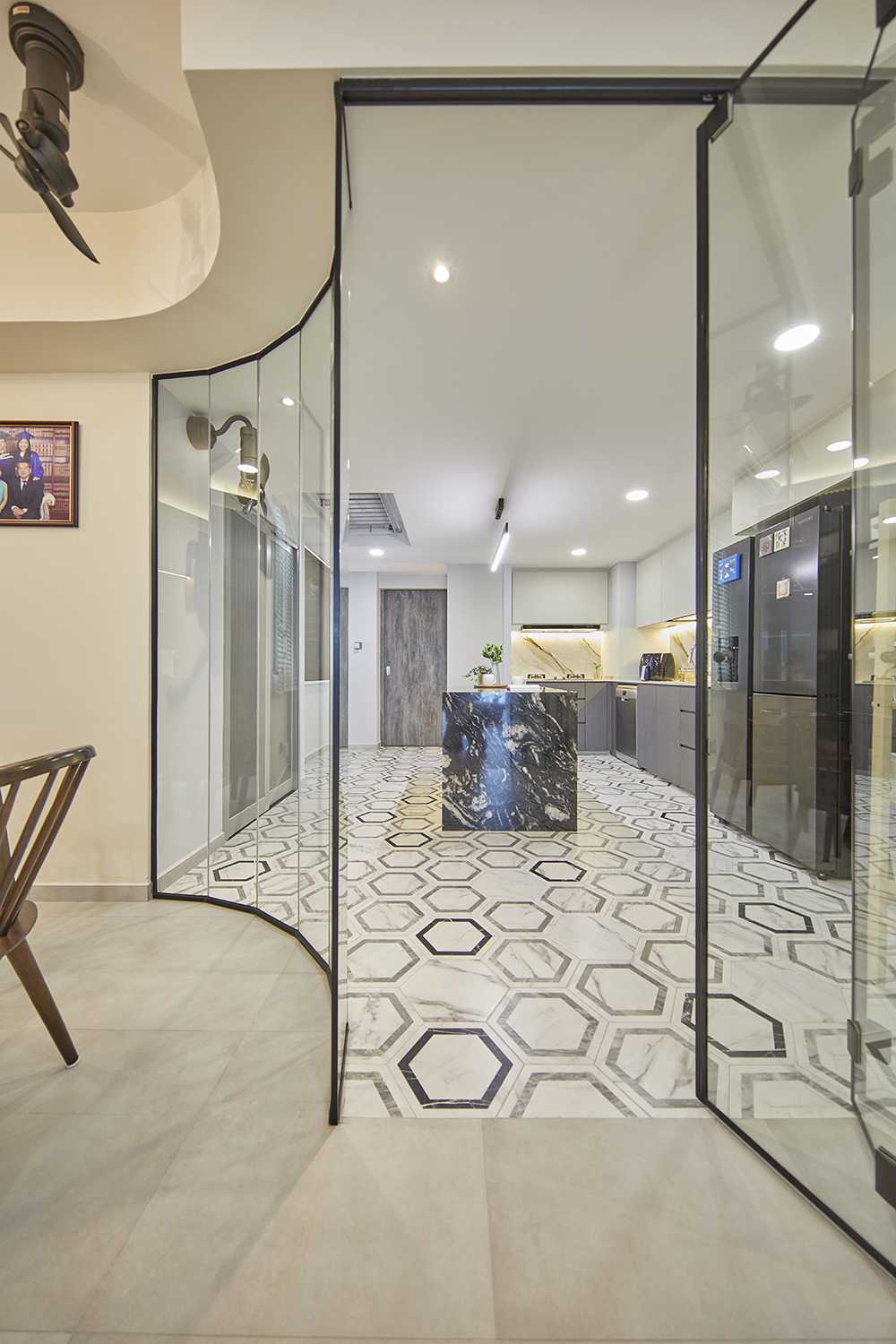 Modern Kitchen with Herringbone Tiling and Parquet Floor