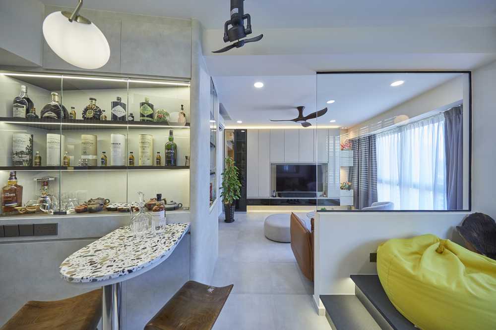 Modern Home Bar with Countertop and Bar Counter
