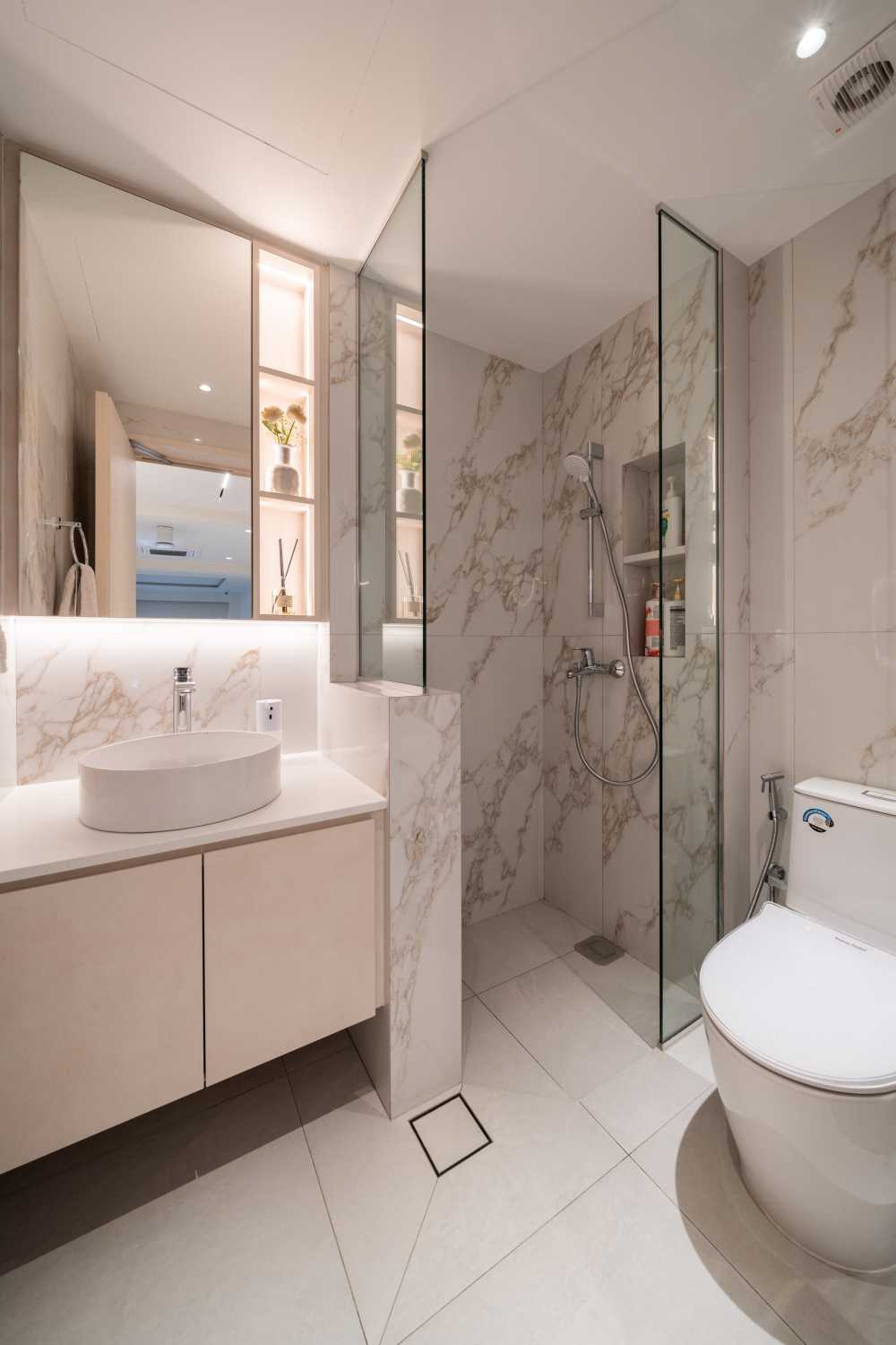 Contemporary Bathroom with Mirror and Shower Screen