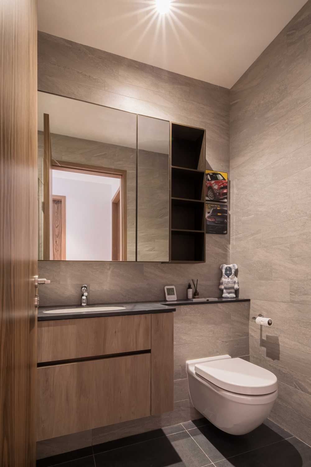 Contemporary Bathroom with Bathroom Accessories and Showers