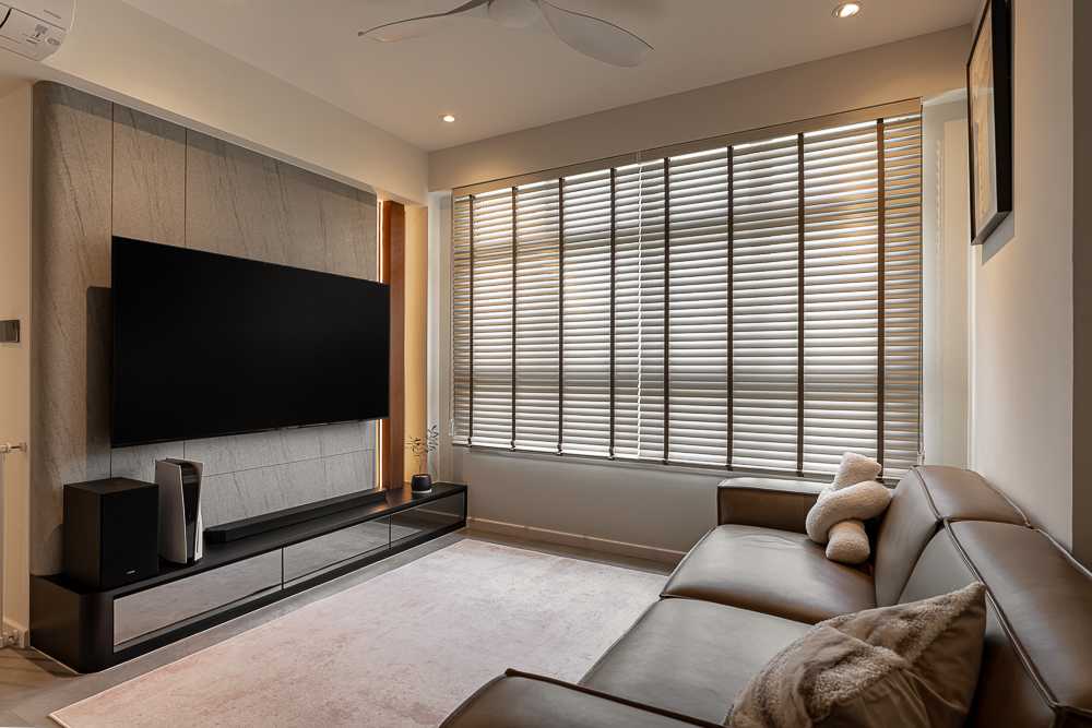 Modern Living Room with Feature Wall and Carpet
