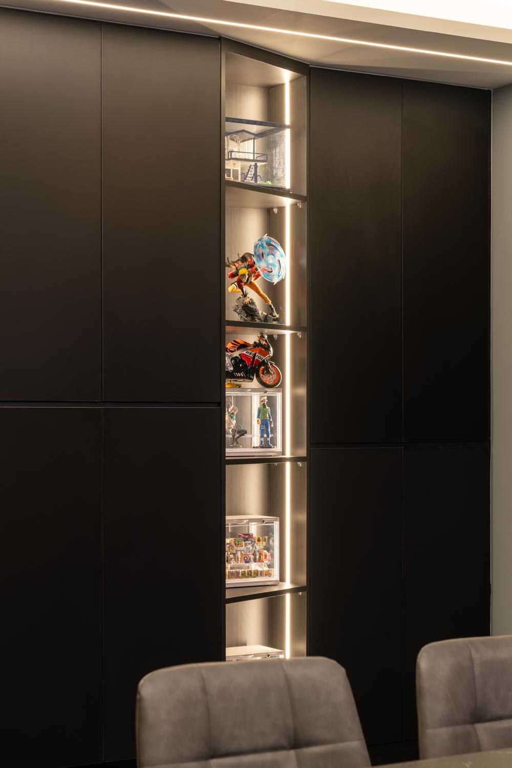 Modern Living Room with Feature Wall and Display Cabinets