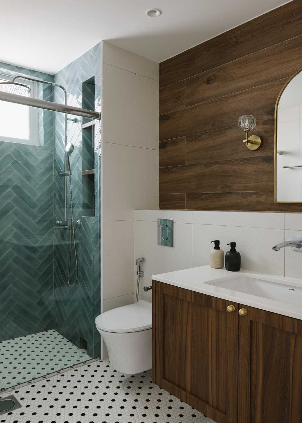 Contemporary Bathroom with Feature Wall and Mirror