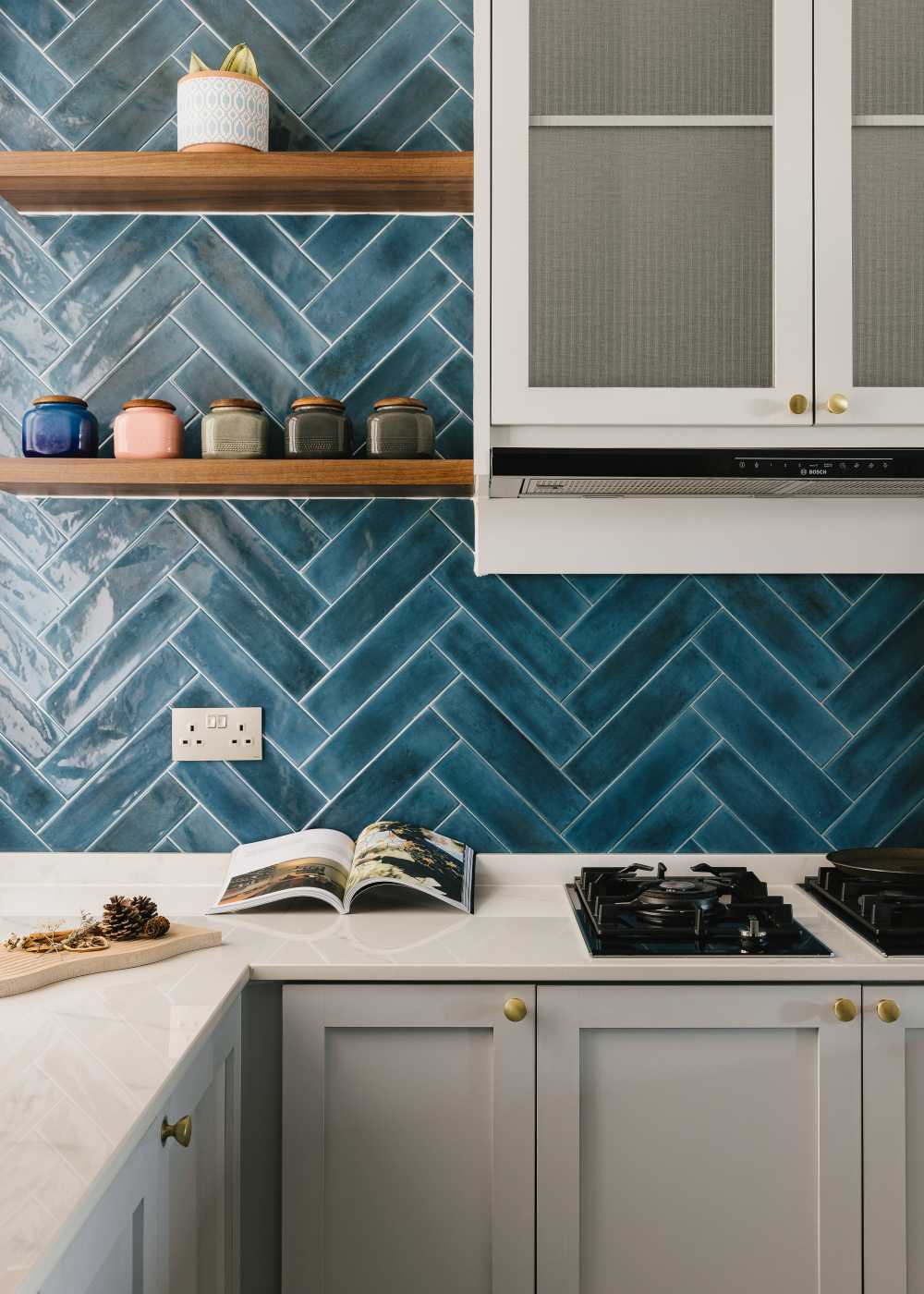 Contemporary Kitchen with Countertop and Kitchen Island