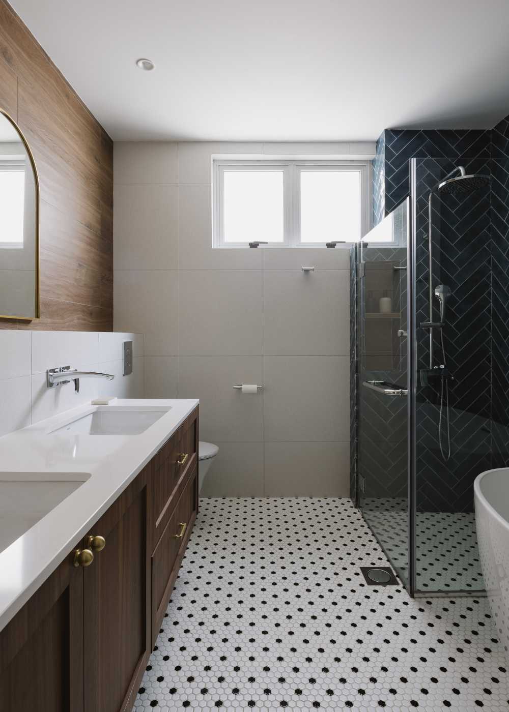 Contemporary Bathroom with Mirror and Shower Screen