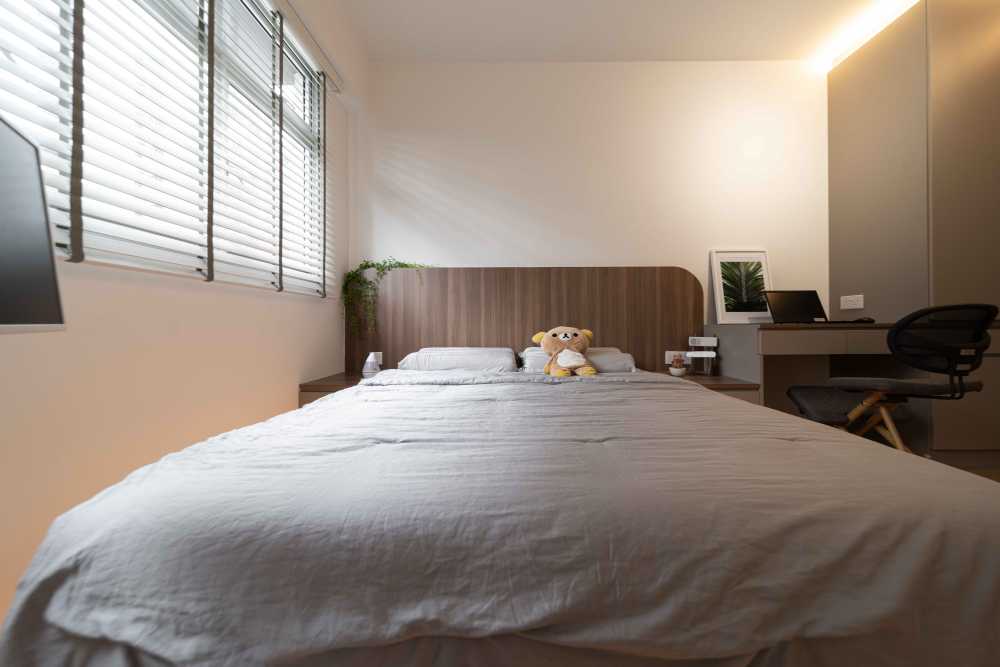Contemporary Bedroom with Sideboard and Single Bed