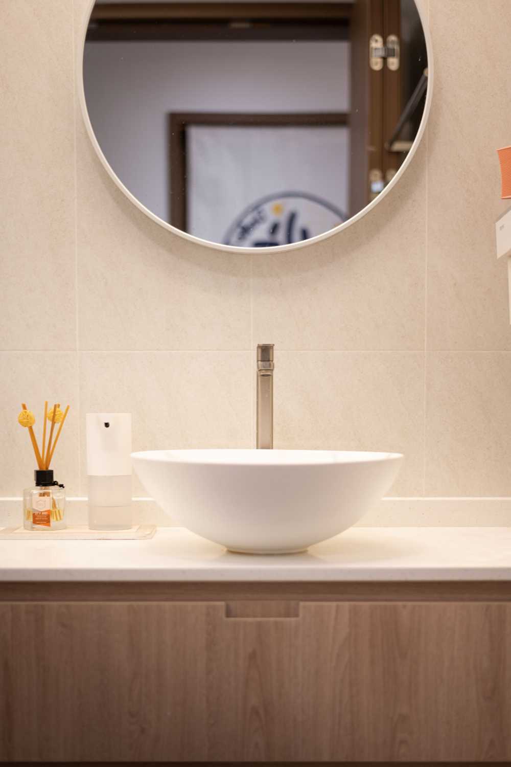 Contemporary Bathroom with Countertop and Mirror