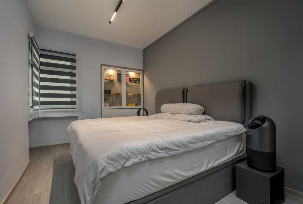 Modern Bedroom with Vinyl Flooring and Ceiling Light