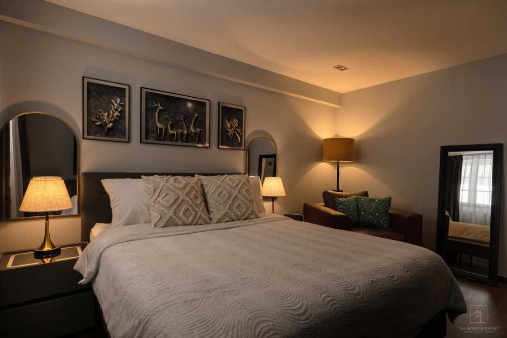 Contemporary Bedroom with Vinyl Flooring and Drop Ceiling