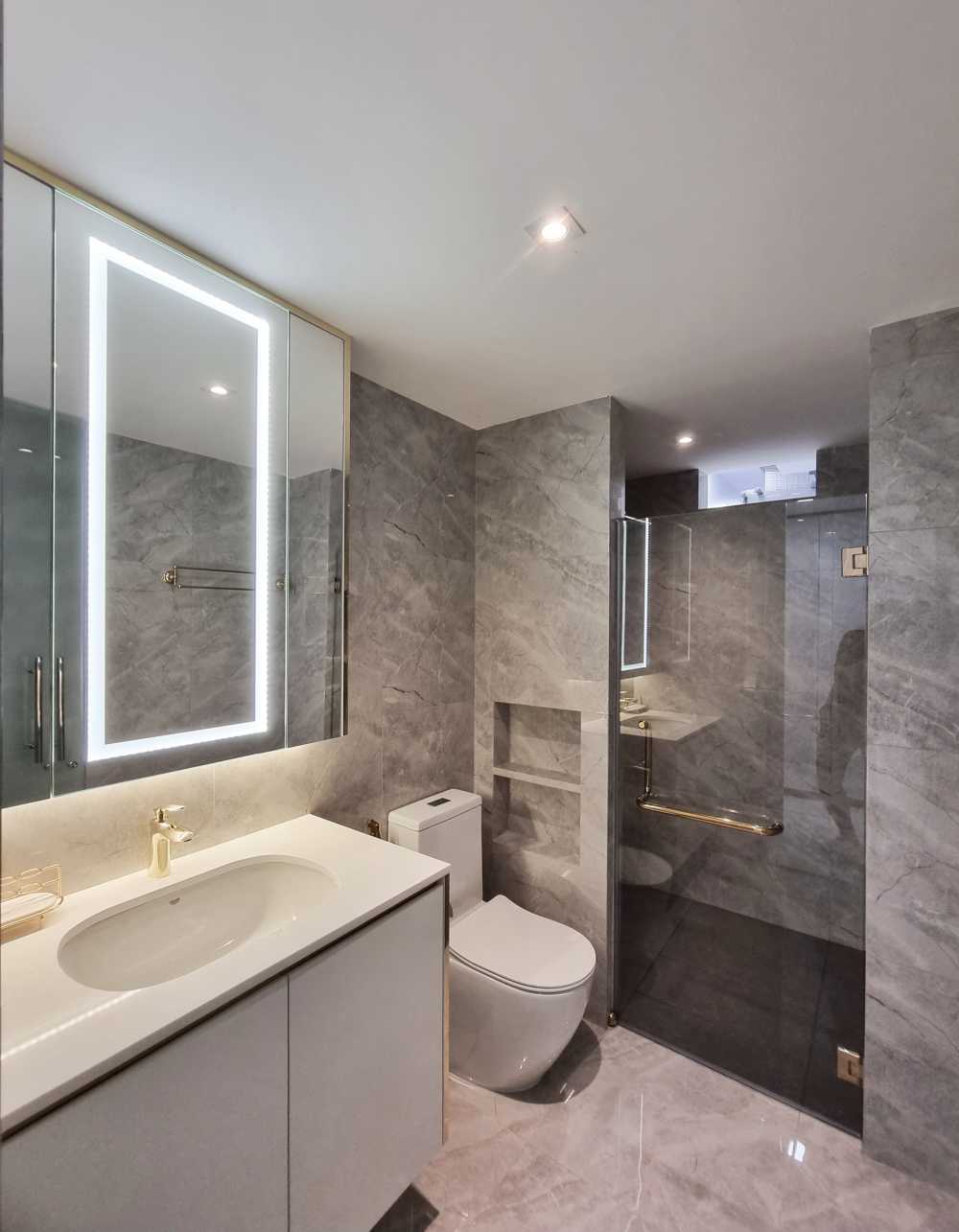Scandinavian Bathroom with Mirror and Rainshower