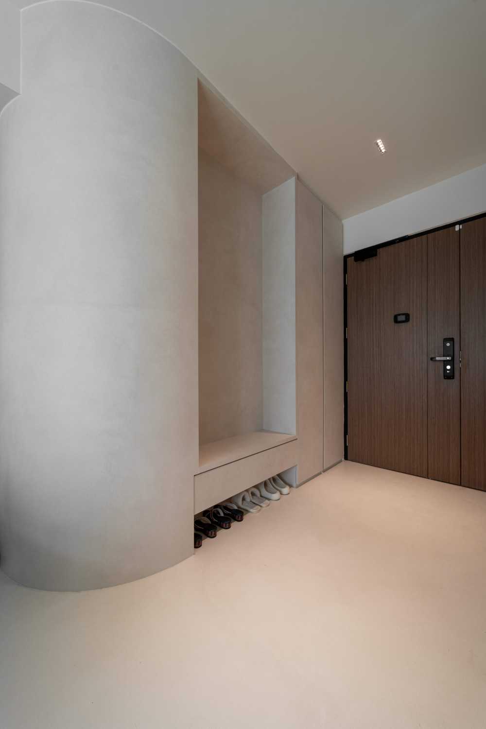 Minimalist Foyer with Settee and Drop Ceiling