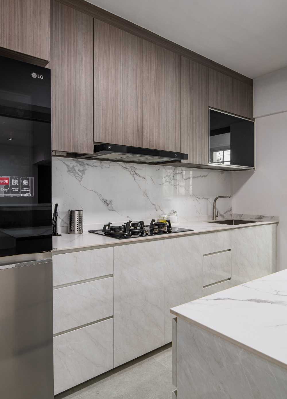 Contemporary Kitchen with Countertop and Cupboard