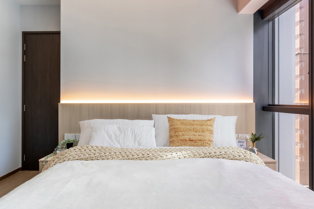 Scandinavian Bedroom with Vinyl Flooring and Built-in Bed