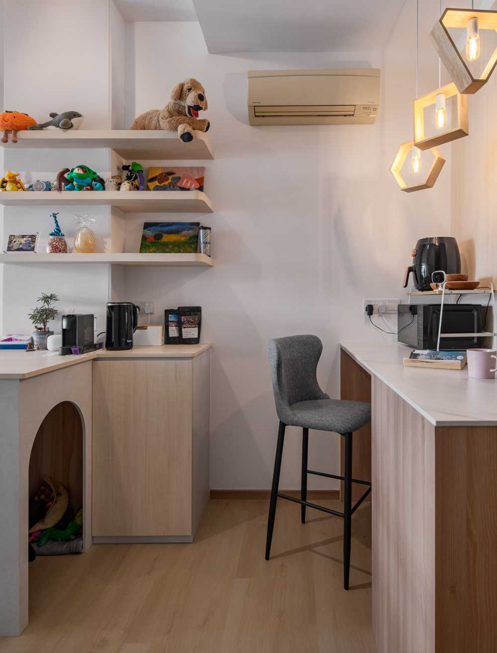 Scandinavian Kitchen with Vinyl Flooring and Kitchen Island