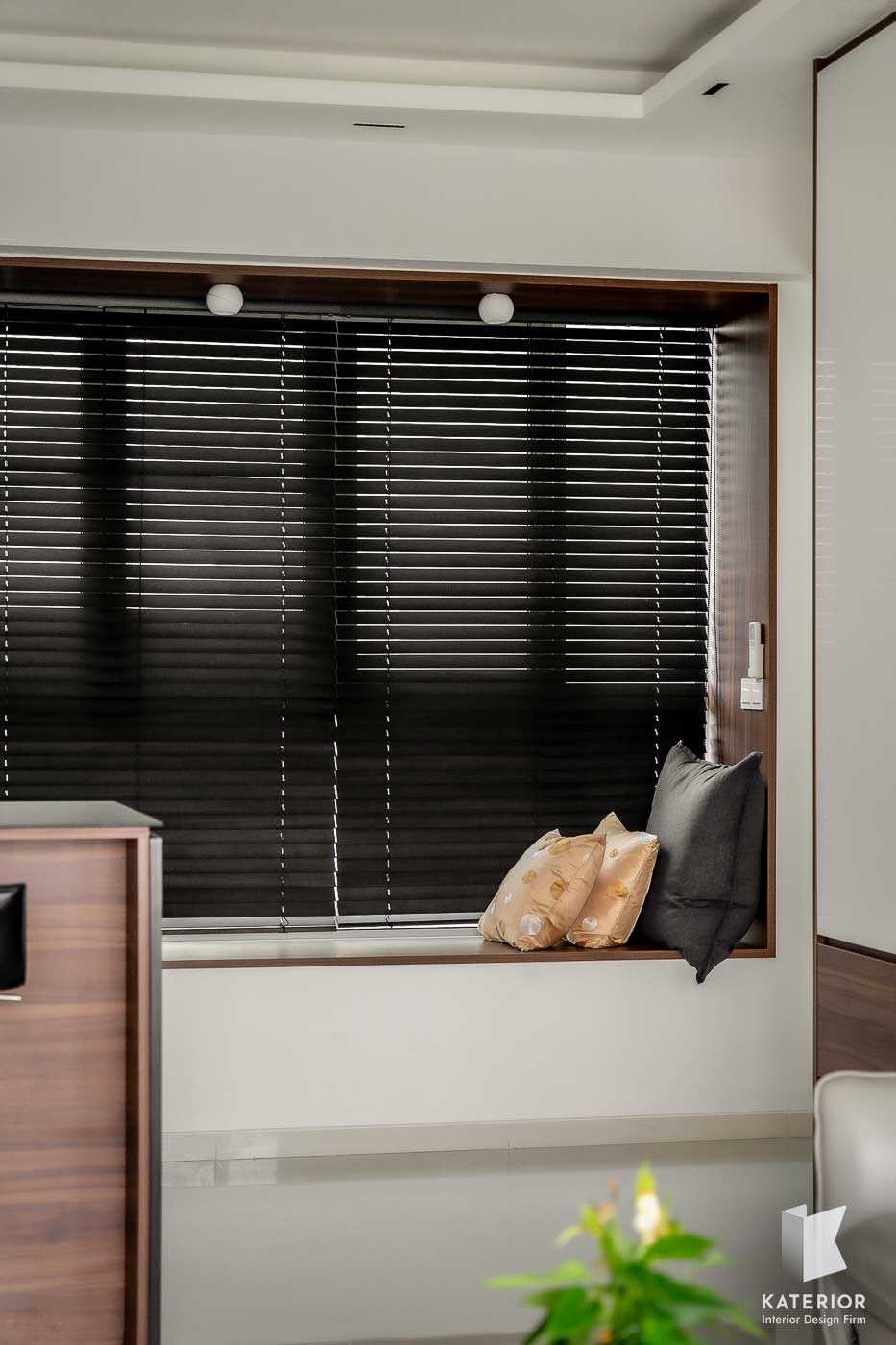 Contemporary Entryway with Seating Bench and Shoe Rack