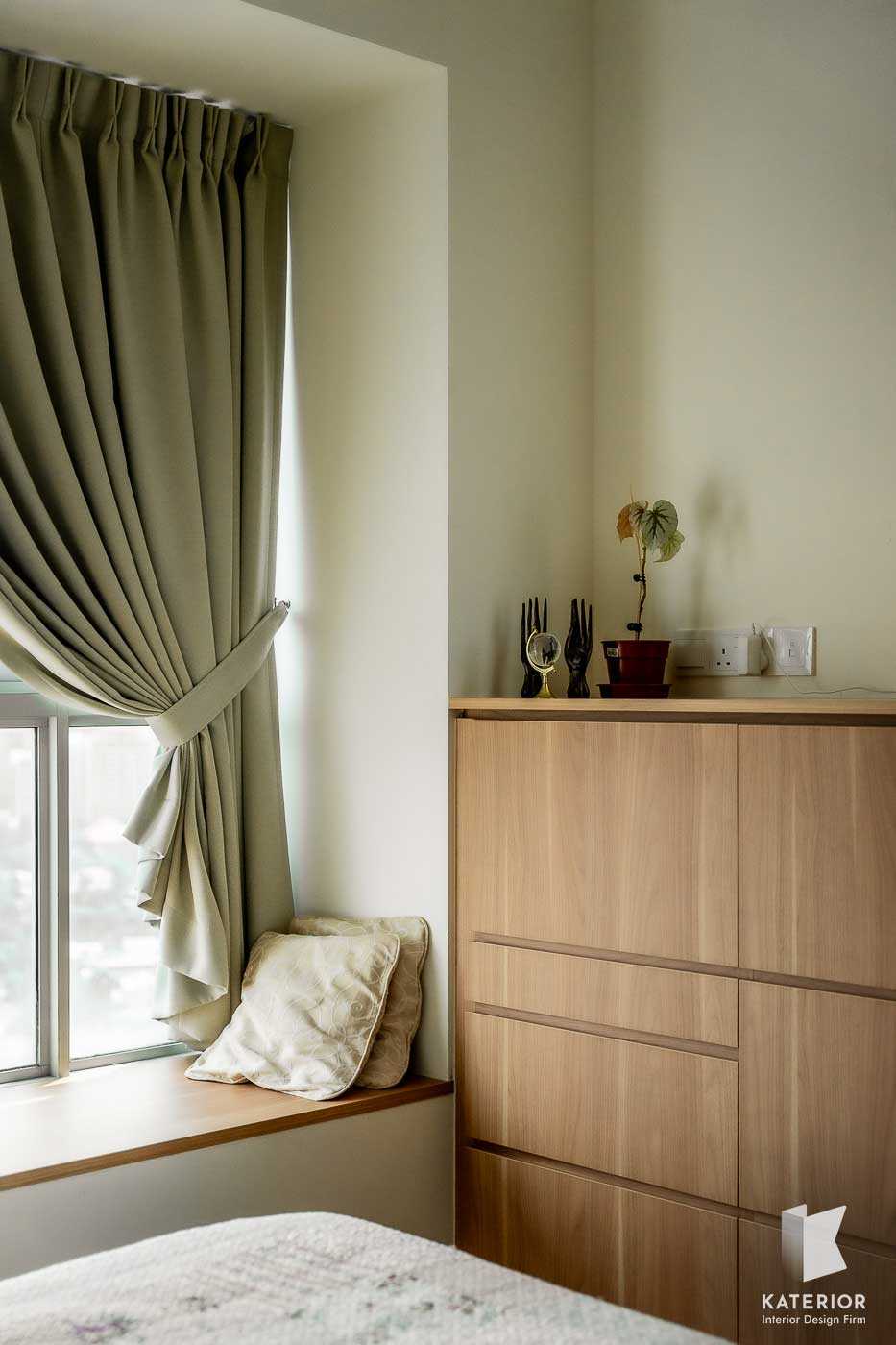 Contemporary Bedroom with Bookshelf and Platform Bed