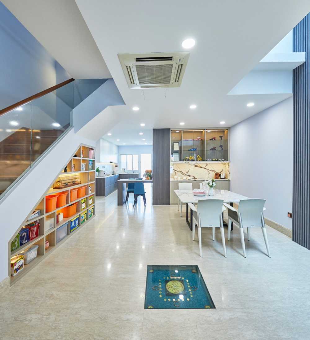 Minimalist Dining Room with Tableware and Lighting