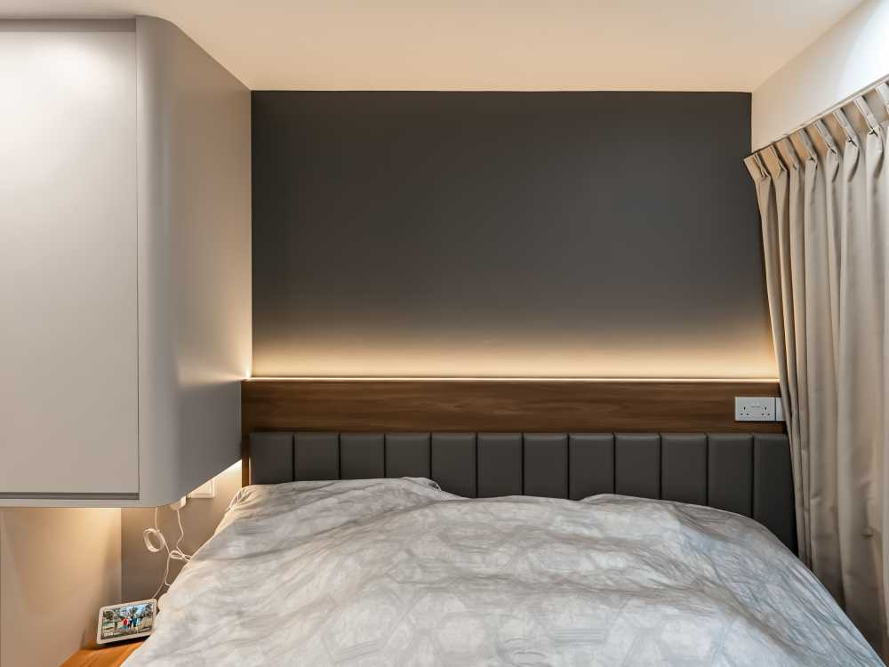 Contemporary Bedroom with Platform Bed and Wardrobe