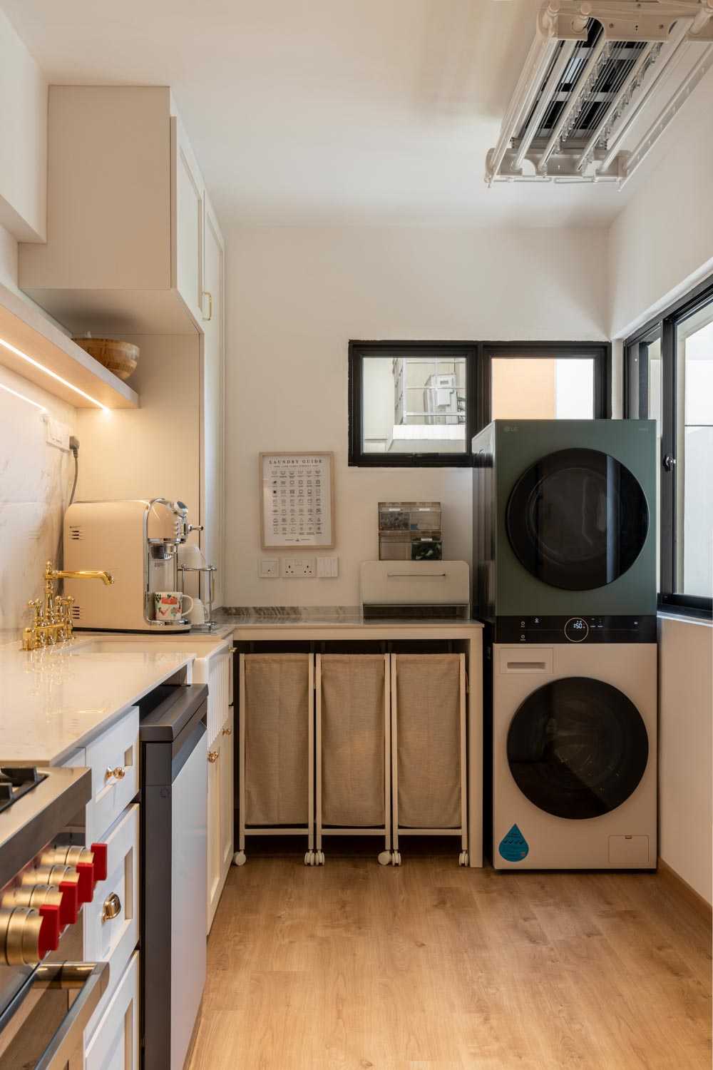 Minimalist Kitchen with Vinyl Flooring and Wood Flooring