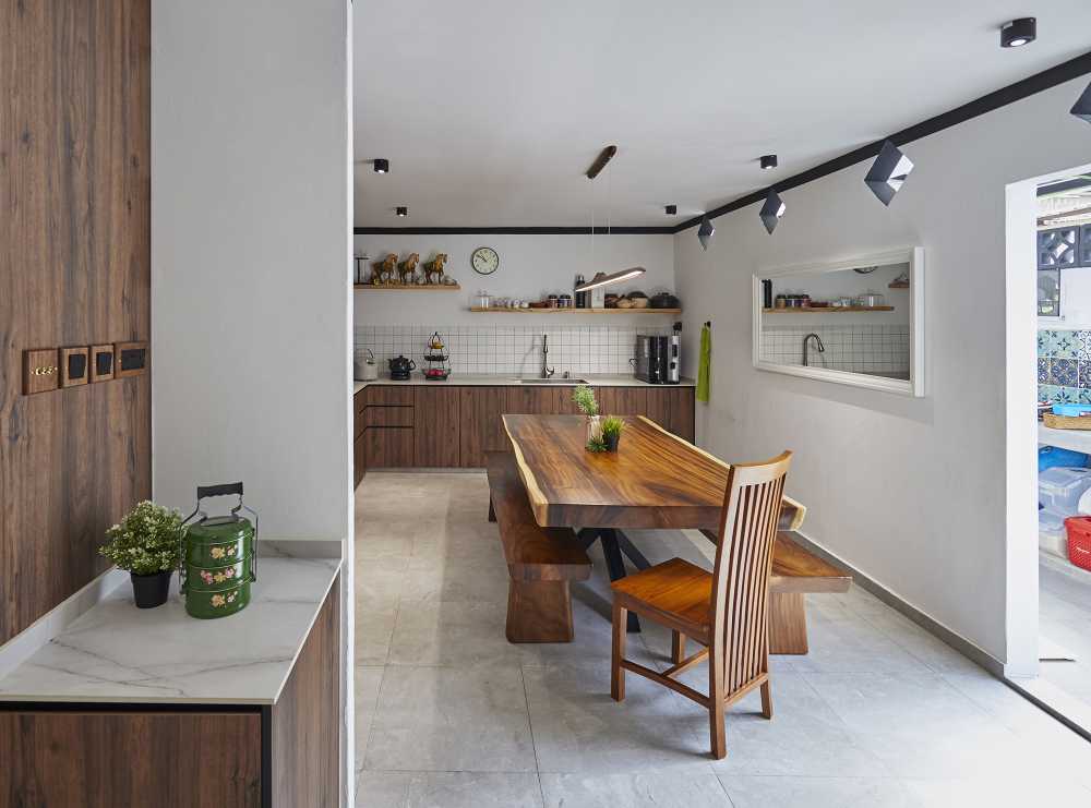 Asian Kitchen with Parquet Floor and Kitchen Island