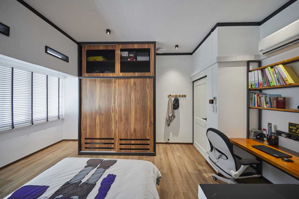 Asian Bedroom with Wood Flooring and Drop Ceiling