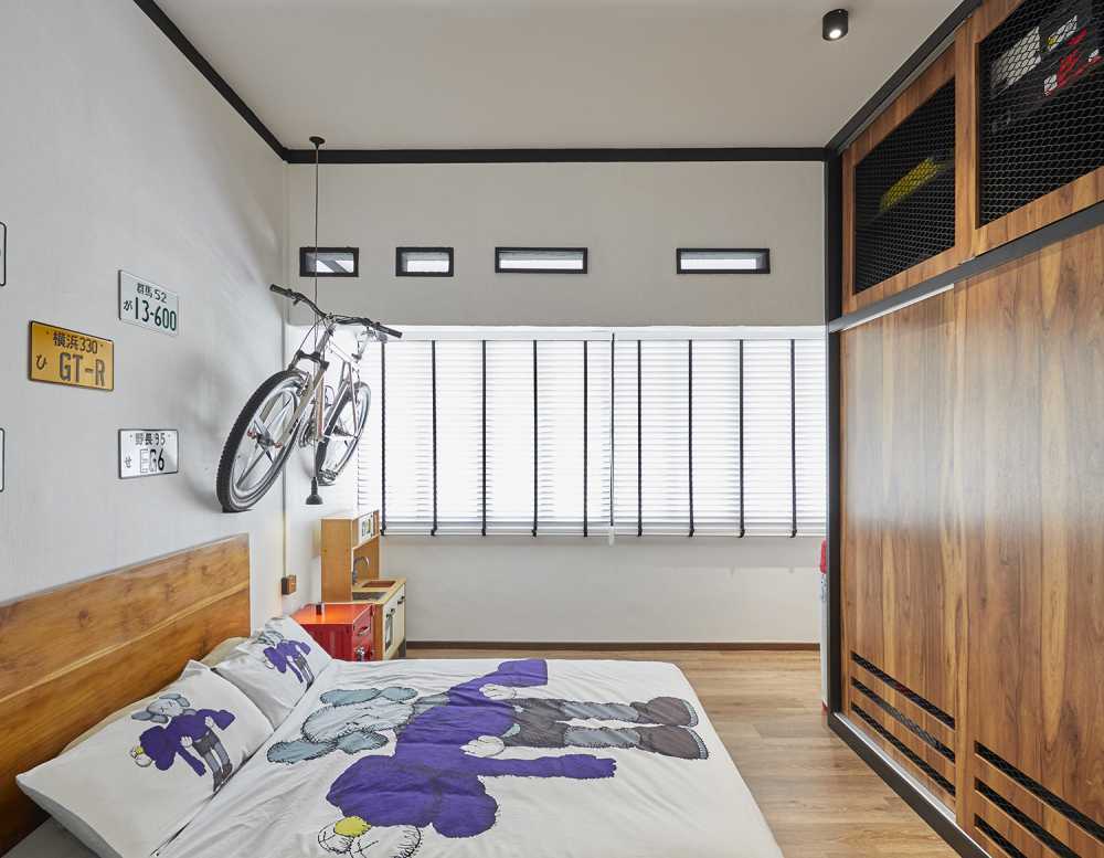 Asian Bedroom with Wood Flooring and Wardrobe