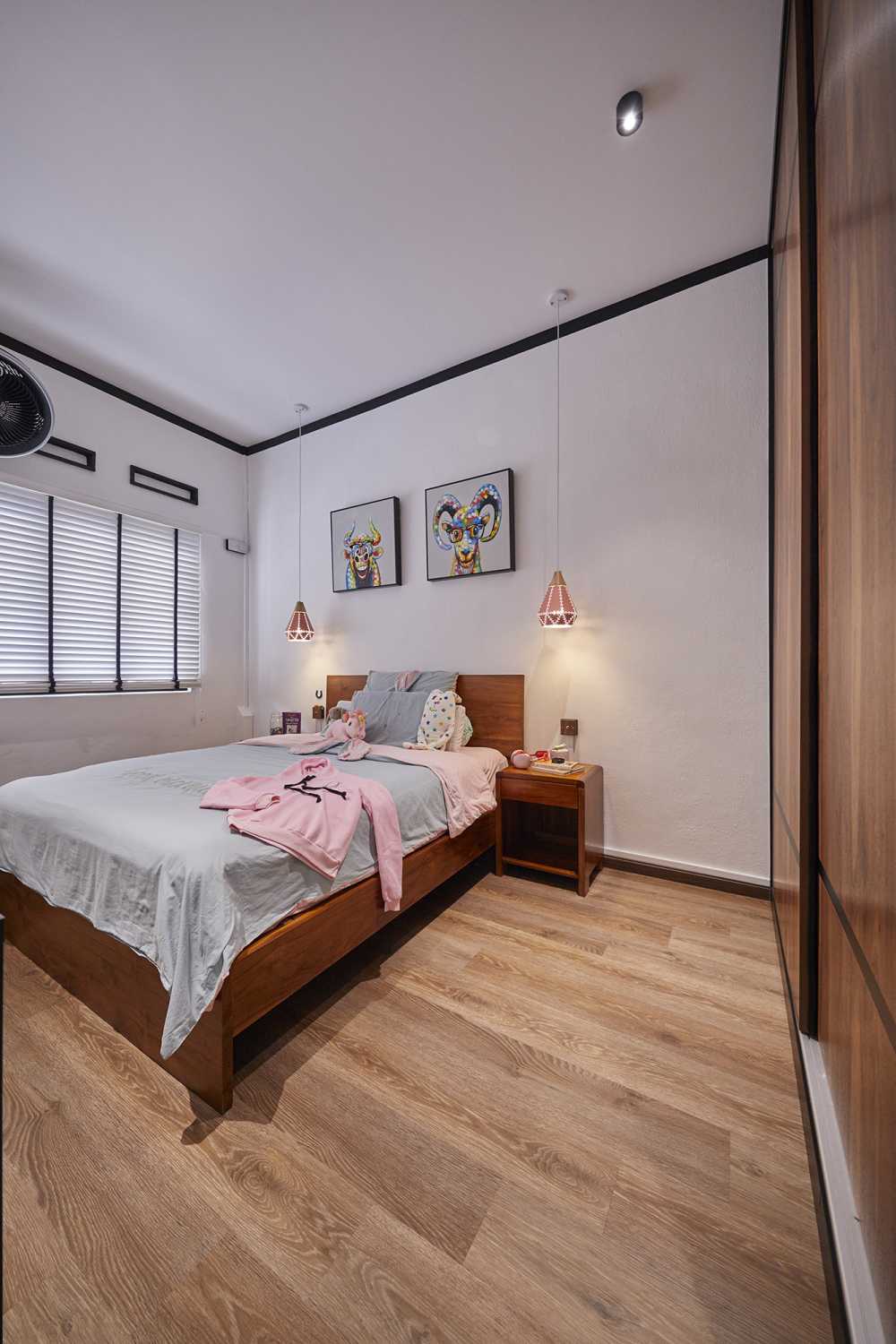 Asian Bedroom with Ceiling Light and Wardrobe