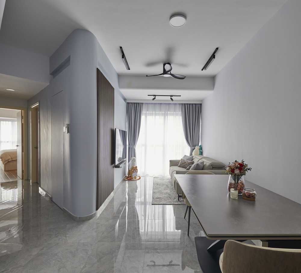 Modern Entryway with Mirror and Seating Bench