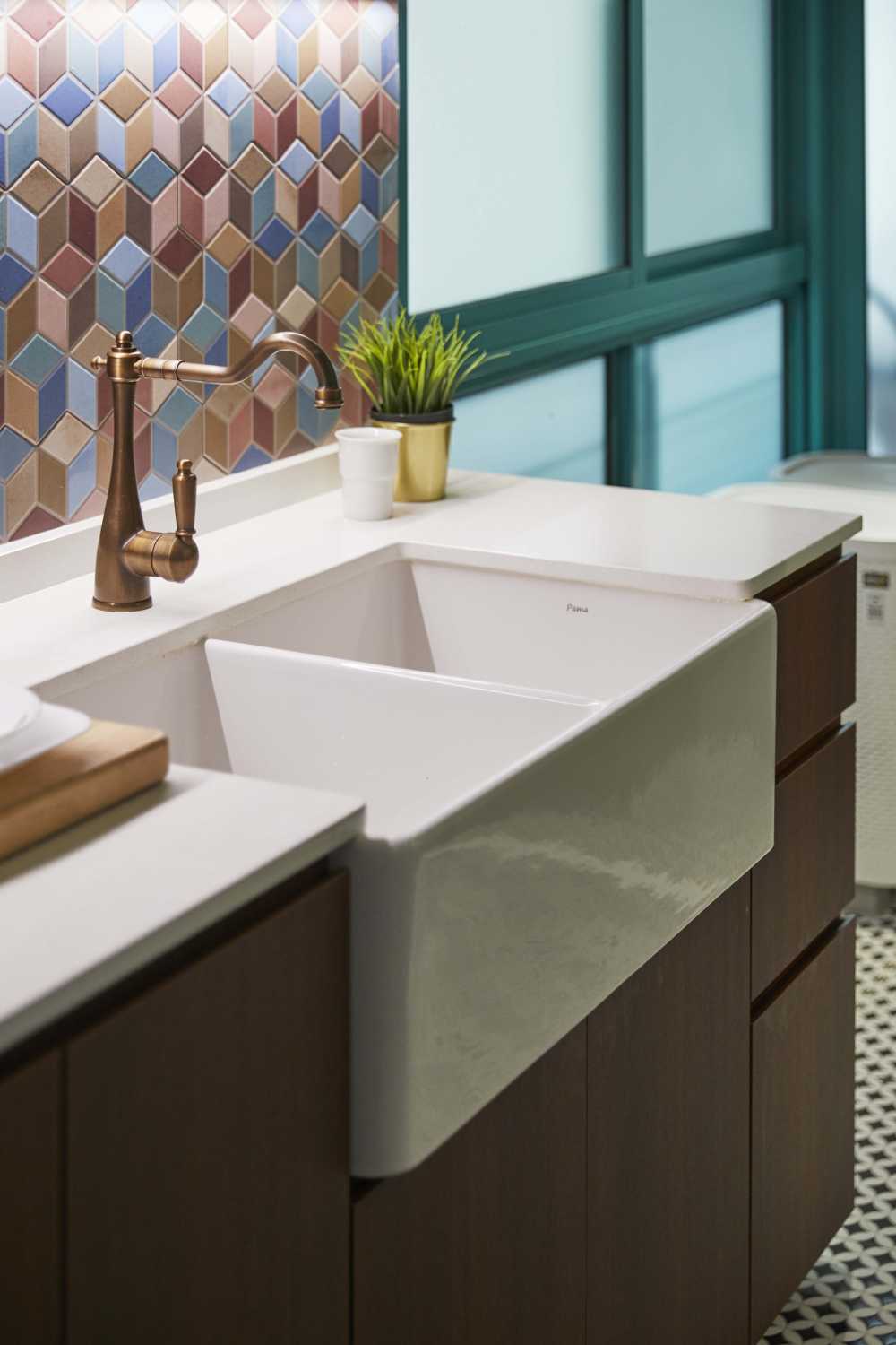 Scandinavian Bathroom with Parquet Floor and Mirror