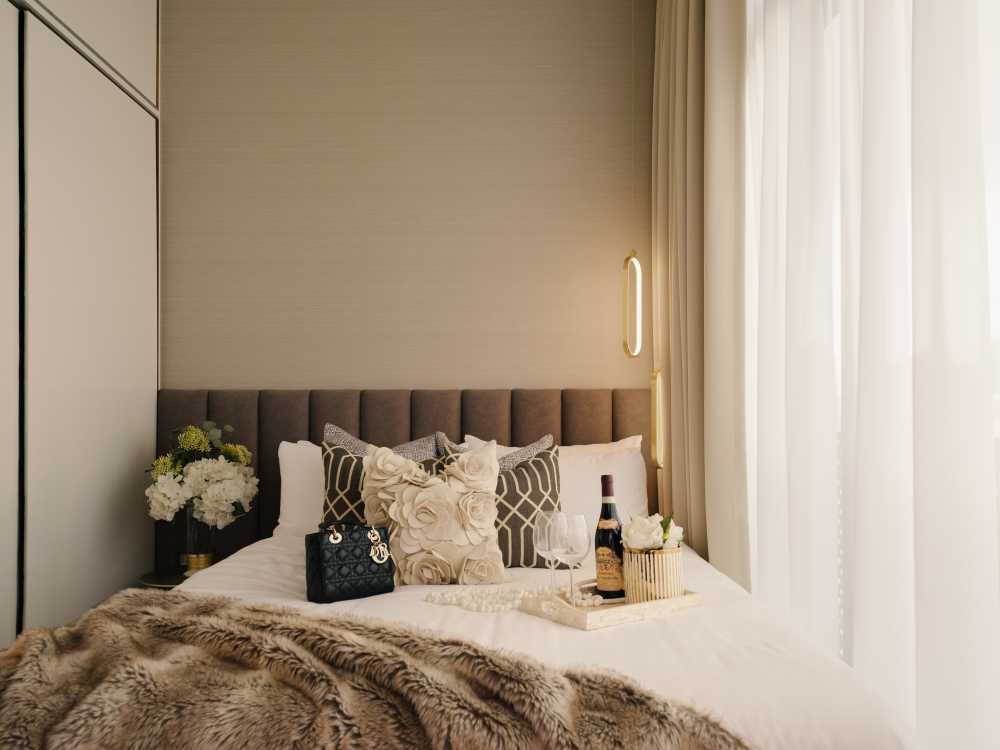 Modern Bedroom with Wardrobe and Closet