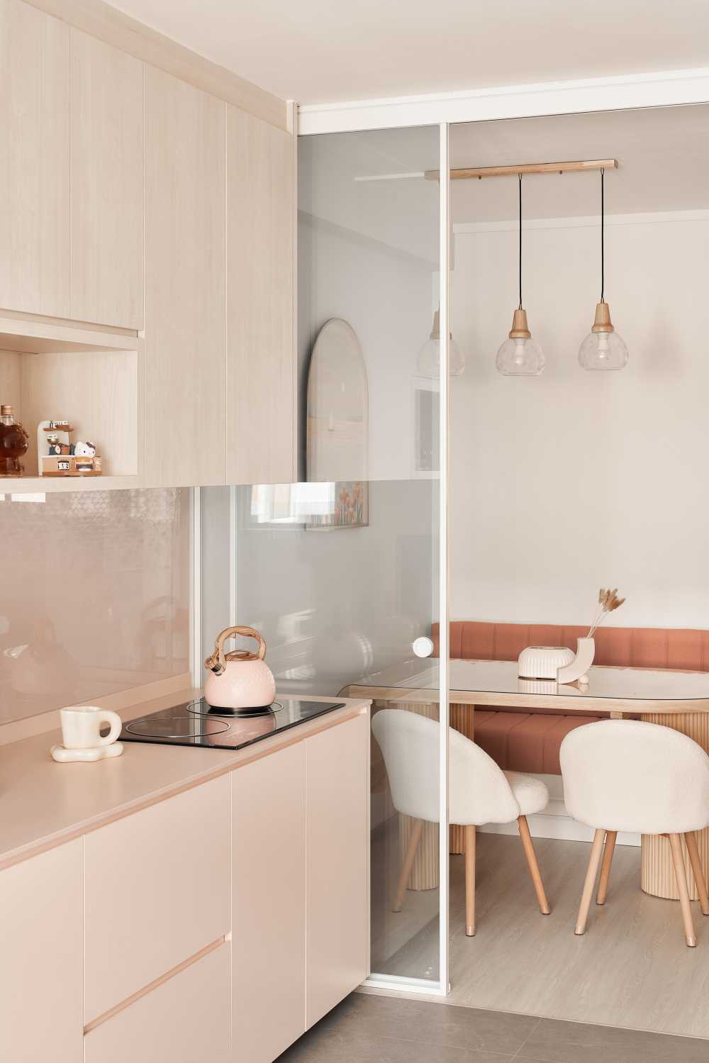 Scandinavian Kitchen with Countertop and Open Kitchen