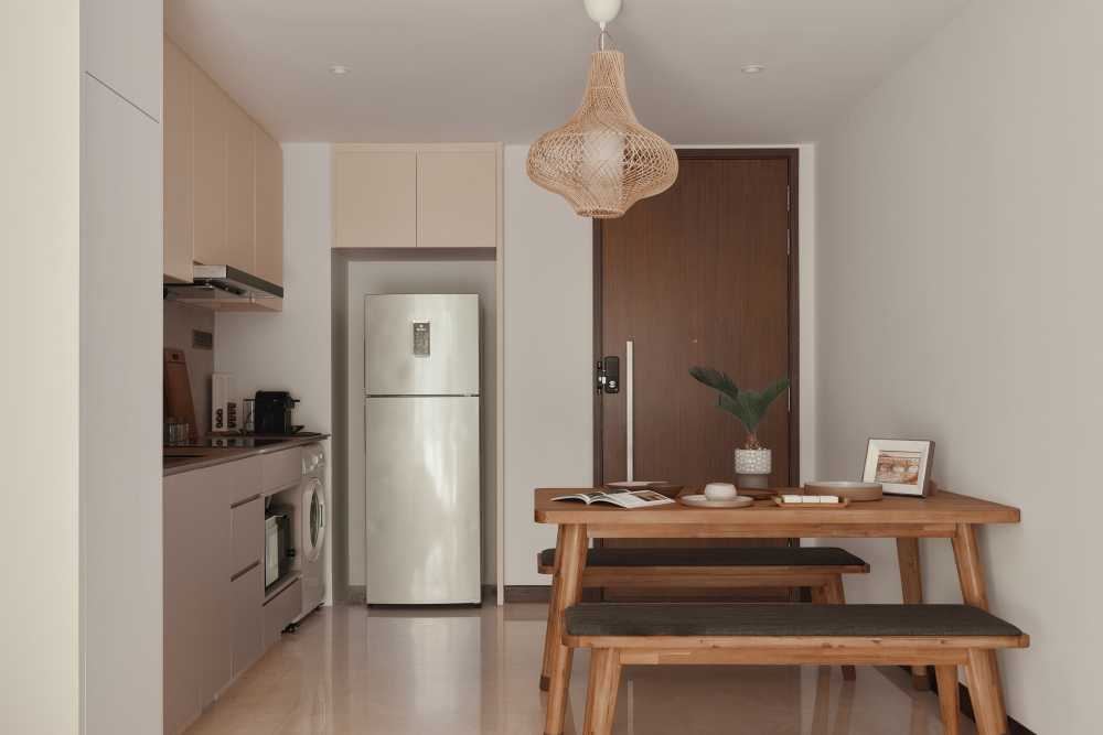 Modern Dining Room with Drop Light and Dining Table