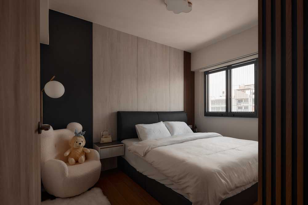 Minimalist Bedroom with Wardrobe and Sliding Wardrobe