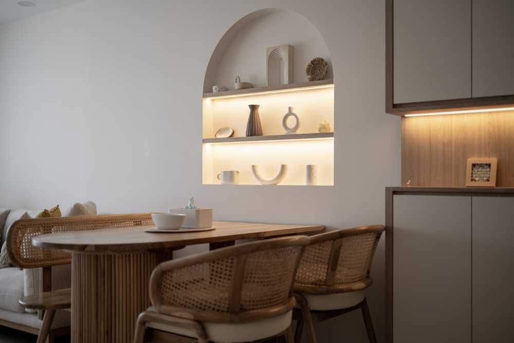 Scandinavian Dining Room with Dining Table and Seating Bench