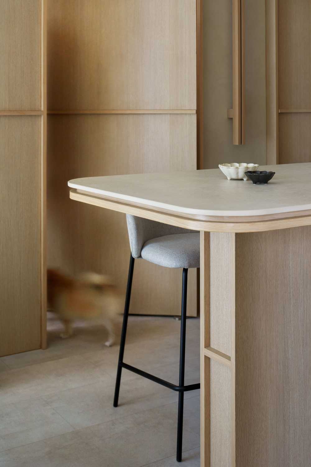 Scandinavian Dining Room with Dining Table and Seating Bench