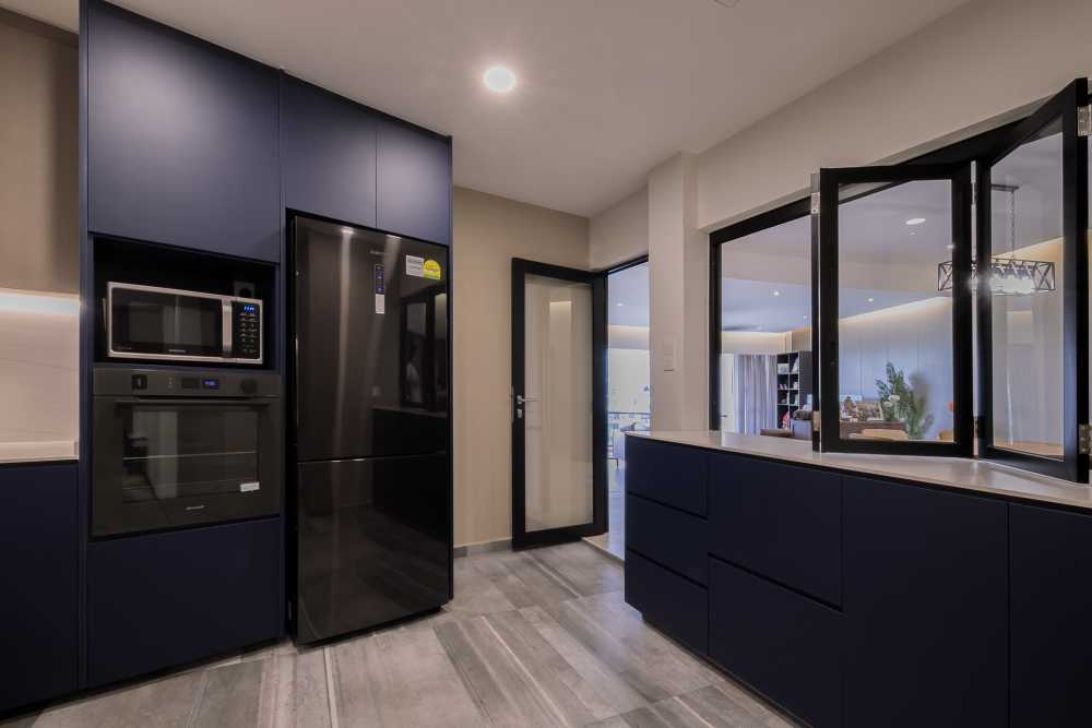 Contemporary Kitchen with Cupboard and Kitchen Accessories