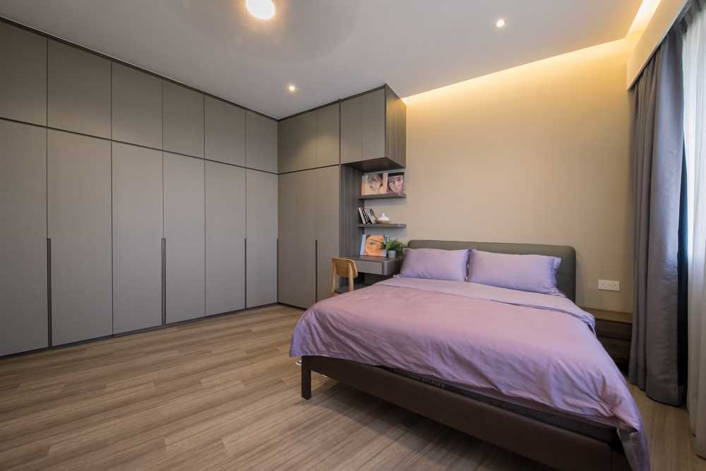 Contemporary Bedroom with Vinyl Flooring and Ceiling Light