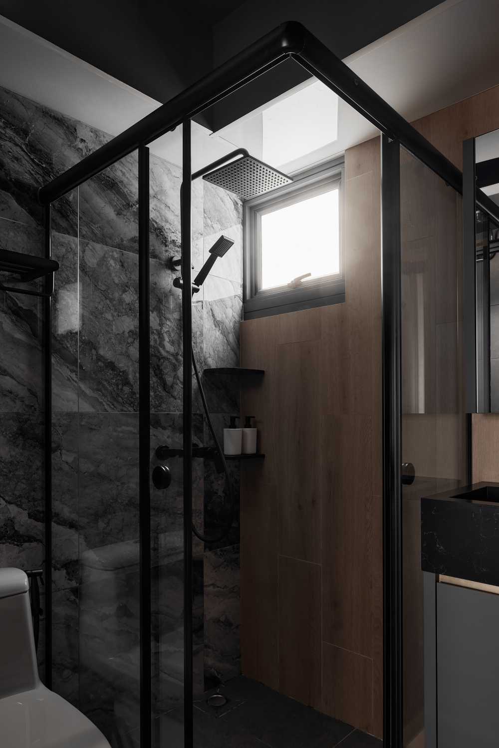 Modern Bathroom with Shower Screen and Bathroom Accessories