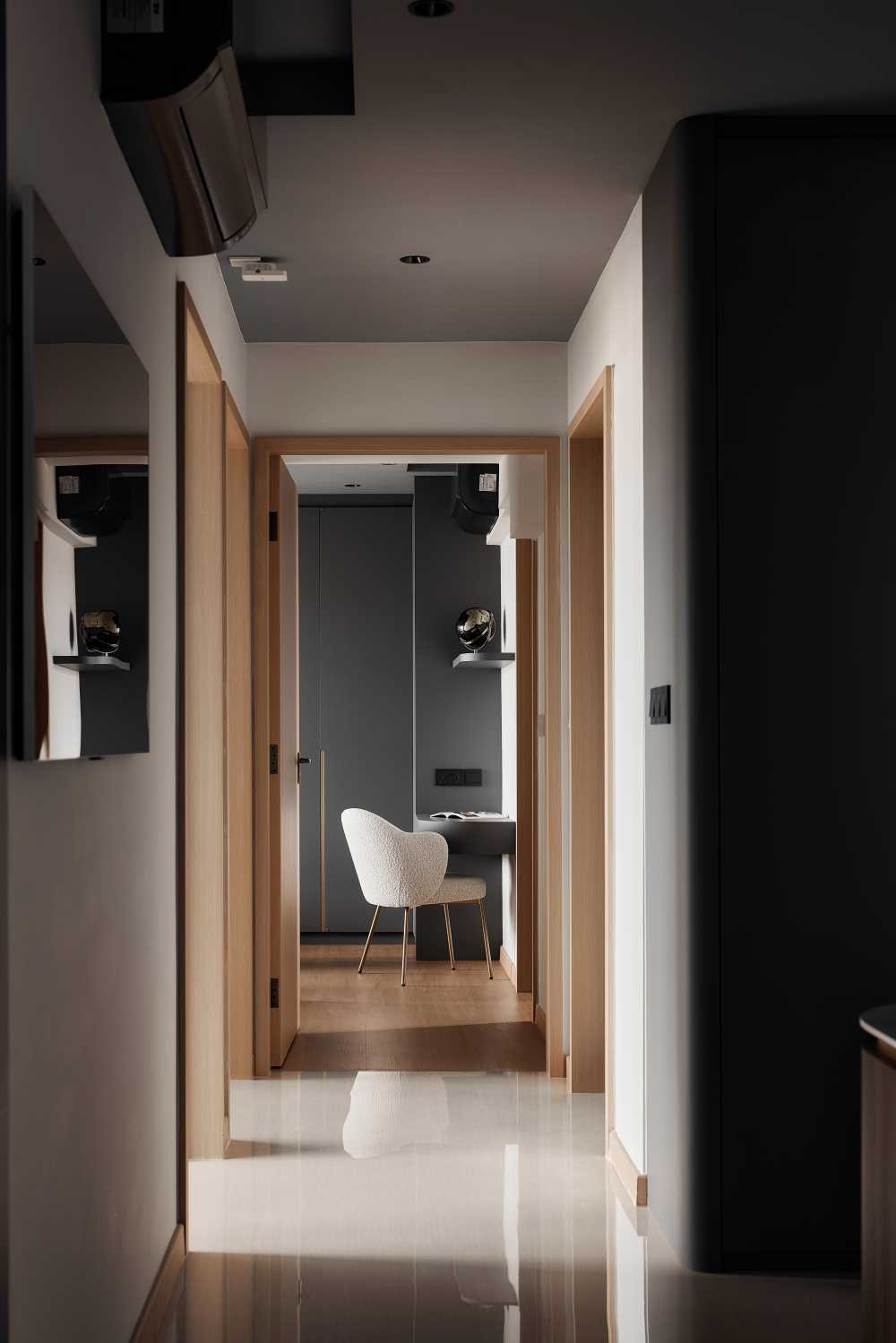 Modern Foyer with TV and Lighting